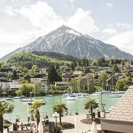 Boutique Riviera Szálloda Spiez