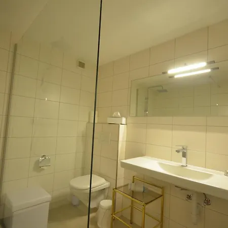 Boutique Riviera Szálloda Spiez